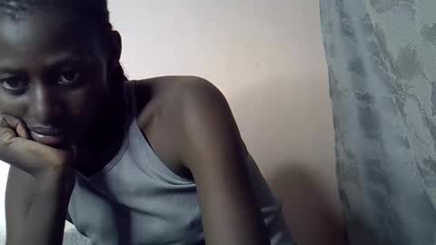 Snapshot of therry_heart chatting on 03-20-26, 11:37 hearty online show from 03-20-26, 11:37