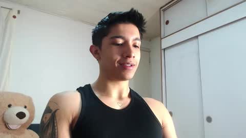 Snapshot of thesaint_xxx chatting on 02-26-26, 08:13 thesaint_xxx online show from 02-26-26, 08:13