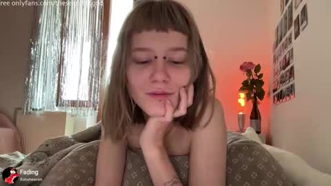 LISA                                            online show from 11-04-25, 09:41