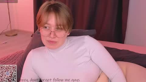 Lucia online show from 03-22-26, 10:07