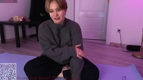 Lucia online show from 05-09-26, 02:22
