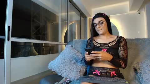 Thesweet khloe online show from 10-28-25, 03:10