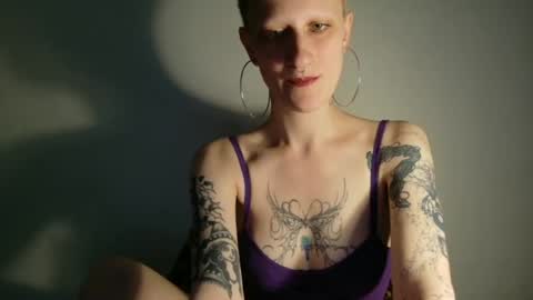 pinky promise online show from 07-08-26, 09:14