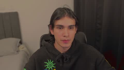 Snapshot of thiaan__ chatting on 01-19-25, 02:15 thiaan__ online show from 01-19-25, 02:15