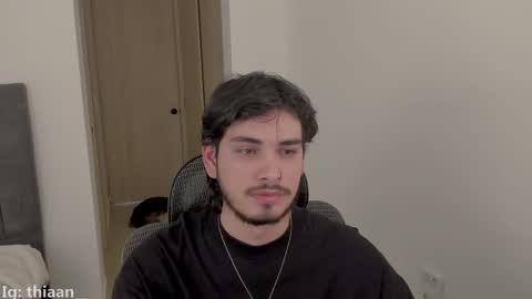 Snapshot of thiaan__ chatting on 09-13-25, 08:08 thiaan__ online show from 09-13-25, 08:08