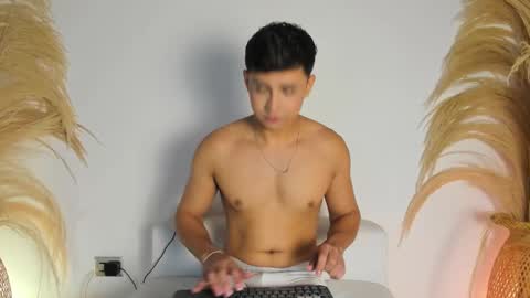 Thiago  online show from 10-13-25, 06:41