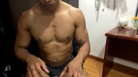 thiago_happy online show from 12-18-25, 05:13