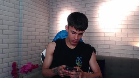 Thiago online show from 09-19-25, 02:57