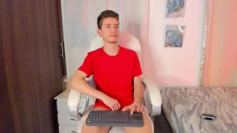 Snapshot of thiago_james69 chatting on 10-12-25, 02:54 Manuel online show from 10-12-25, 02:54