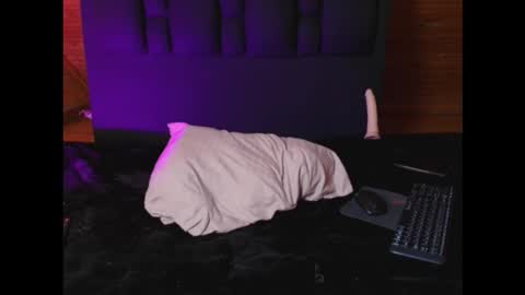 thiago_n_sam online show from 10-09-25, 06:50