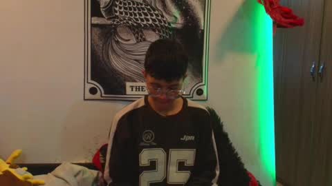 thiago_n_sam online show from 11-30-25, 01:53