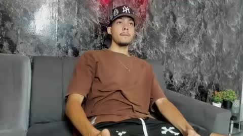 Thiago online show from 07-16-26, 07:53
