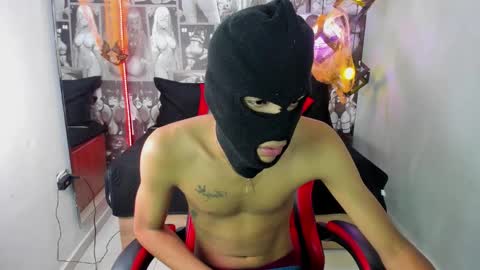 T H I A G O  online show from 10-22-25, 01:55
