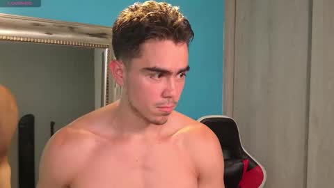 Snapshot of thiago_villa_ chatting on 10-08-25, 11:35 CACHONDO69 online show from 10-08-25, 11:35