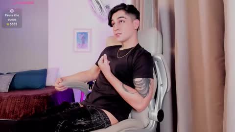 Snapshot of thiago_winteer chatting on 03-18-26, 01:53 Thiago Winteer online show from 03-18-26, 01:53
