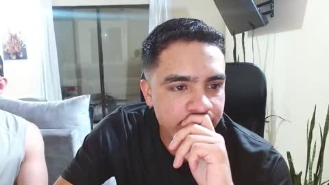 Thiago And Felipe online show from 09-29-25, 12:38