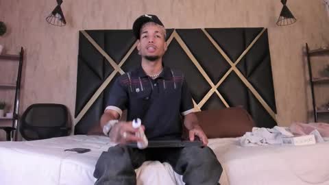 ThiagoFerreti online show from 09-10-25, 03:28