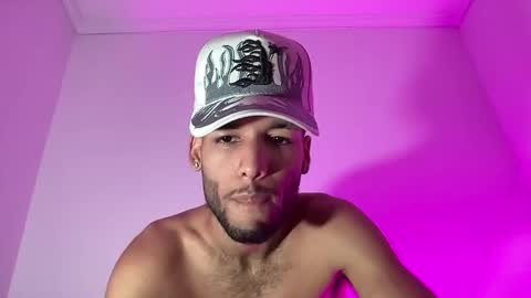 Snapshot of thiagoferreti_ chatting on 06-05-26, 12:06 ThiagoFerreti online show from 06-05-26, 12:06