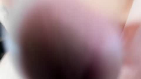 Snapshot of thiagos19 chatting on 06-29-26, 10:15 Thiago online show from 06-29-26, 10:15
