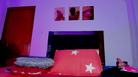 Snapshot of thiagosexy005 chatting on 06-04-26, 01:22 thiagosexy005 online show from 06-04-26, 01:22