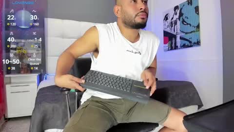 Snapshot of thiagoxbig chatting on 02-10-25, 09:15 thiagoxbig online show from 02-10-25, 09:15