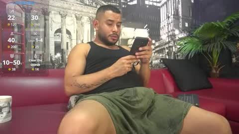 Snapshot of thiagoxbig chatting on 10-22-25, 08:52 thiagoxbig online show from 10-22-25, 08:52