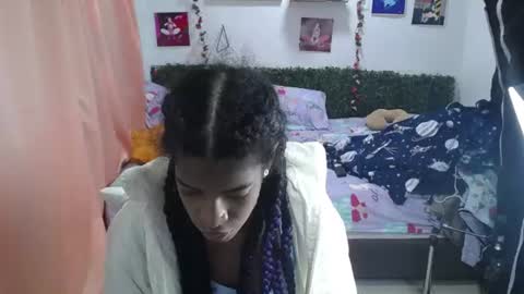 thiana_horny online show from 06-17-26, 12:50