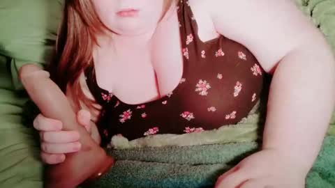 Snapshot of thiccjess420 chatting on 10-21-25, 03:24 Jess online show from 10-21-25, 03:24