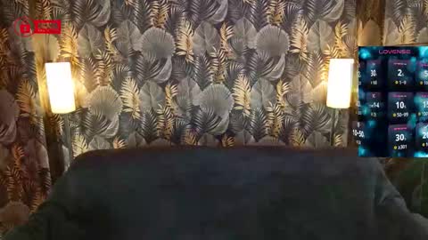 Snapshot of thiccmady chatting on 11-11-25, 07:03 ThiccMADY online show from 11-11-25, 07:03