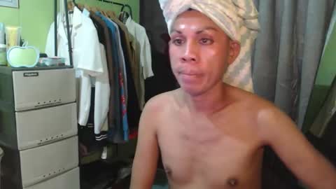 Snapshot of thick_bigcock13 chatting on 10-08-25, 02:09 gil online show from 10-08-25, 02:09