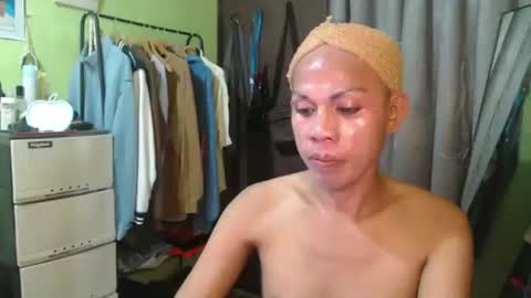 Snapshot of thick_bigcock13 chatting on 10-20-25, 02:12 gil online show from 10-20-25, 02:12