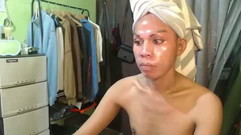 Snapshot of thick_bigcock13 chatting on 10-21-25, 11:27 gil online show from 10-21-25, 11:27