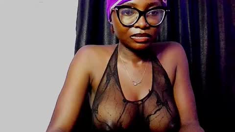 Snapshot of thick_ebonie chatting on 10-12-25, 03:27 Jenny online show from 10-12-25, 03:27