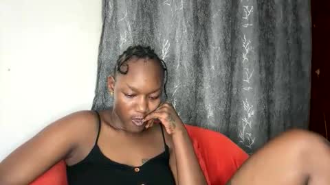 Snapshot of thick_jojo chatting on 11-16-25, 05:51 Call me Taliee online show from 11-16-25, 05:51