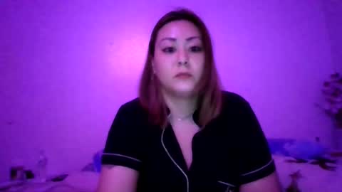 Snapshot of thickassazn93 chatting on 12-22-25, 08:11 thickassazn93 online show from 12-22-25, 08:11