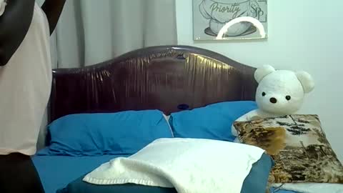 thickassvillageebony online show from 05-05-26, 06:05