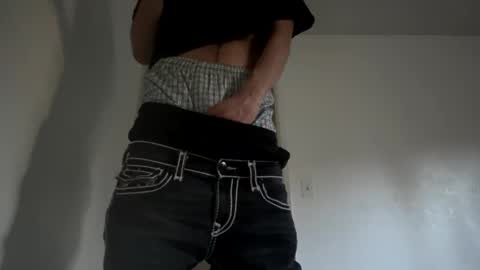 Snapshot of thickbigdick789 chatting on 03-05-25, 01:10 thickbigdick789 online show from 03-05-25, 01:10