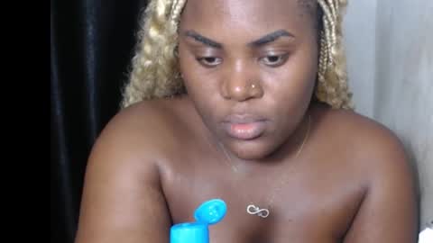 thickebonny0 online show from 09-22-25, 05:42