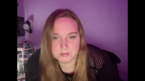 Ariel online show from 12-22-24, 02:06