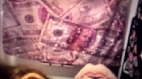 Ariel online show from 10-16-25, 01:50