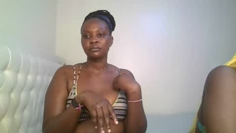 Snapshot of thicky_rue chatting on 12-20-25, 11:23 Rue online show from 12-20-25, 11:23