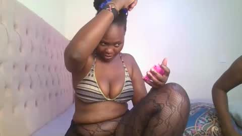 Snapshot of thicky_rue chatting on 01-11-26, 11:26 Rue online show from 01-11-26, 11:26