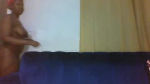 Snapshot of thickyannah2 chatting on 10-07-25, 02:09 thickyannah online show from 10-07-25, 02:09