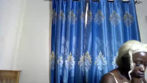 Snapshot of thickyass12 chatting on 07-09-26, 12:09 thickyass12 online show from 07-09-26, 12:09