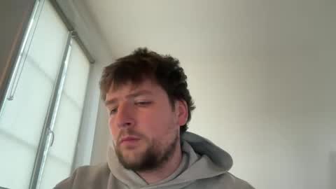 Snapshot of thierrylumiere chatting on 02-15-26, 11:52 thierrylumiere online show from 02-15-26, 11:52