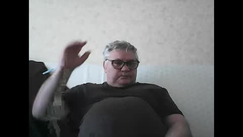 Snapshot of thierrysymp chatting on 01-16-25, 10:53 Thierrysymp online show from 01-16-25, 10:53