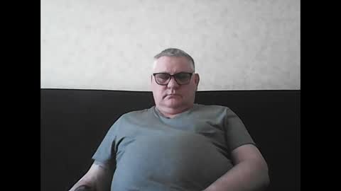 Snapshot of thierrysymp chatting on 02-02-25, 10:13 Thierrysymp online show from 02-02-25, 10:13