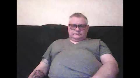 Snapshot of thierrysymp chatting on 02-07-25, 05:18 Thierrysymp online show from 02-07-25, 05:18