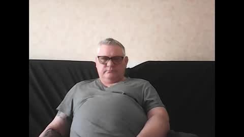 Snapshot of thierrysymp chatting on 02-09-25, 10:20 Thierrysymp online show from 02-09-25, 10:20