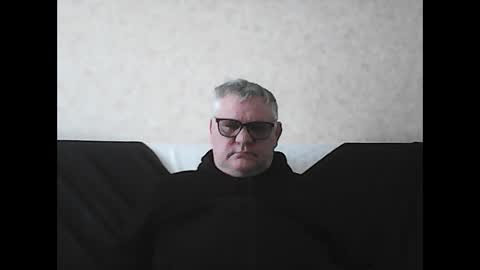 Snapshot of thierrysymp chatting on 03-04-25, 10:57 Thierrysymp online show from 03-04-25, 10:57